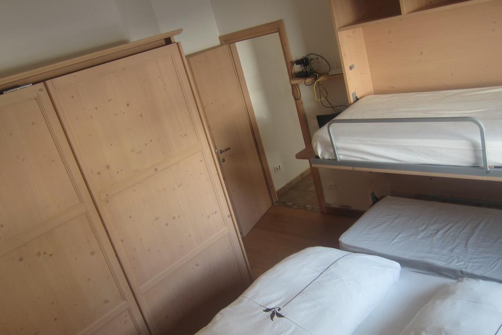 Chalet Rin da Pemont Livigno Chambre photo