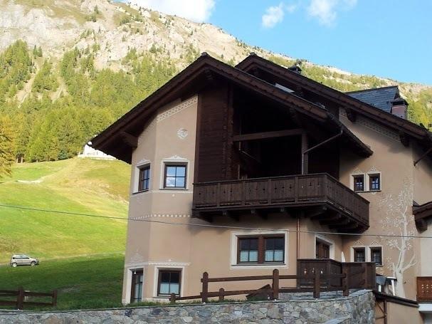 Chalet Rin da Pemont Livigno Extérieur photo